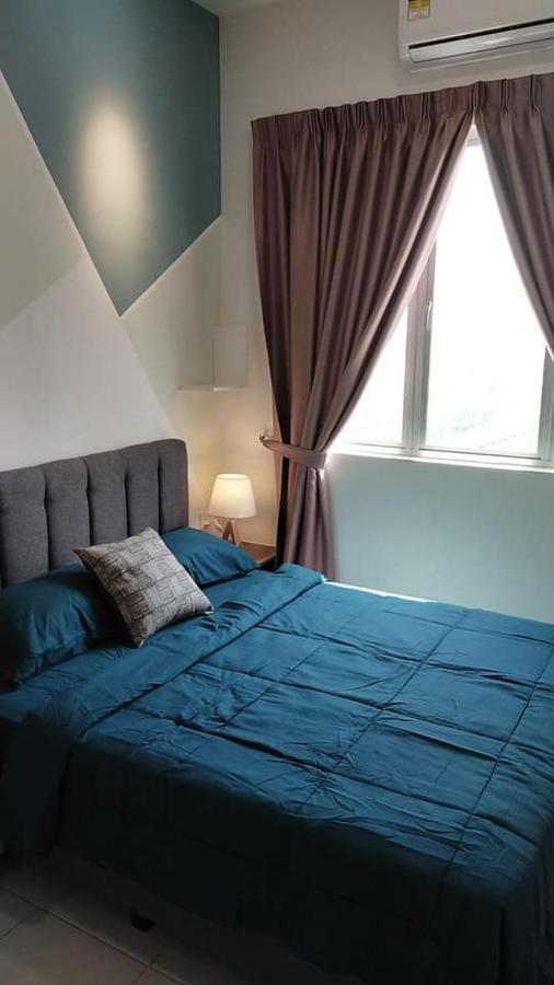 D'Rinie Sky Homestay Kajang Exterior photo